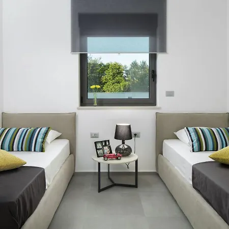 Luxury With Private Pool Near Apartment *